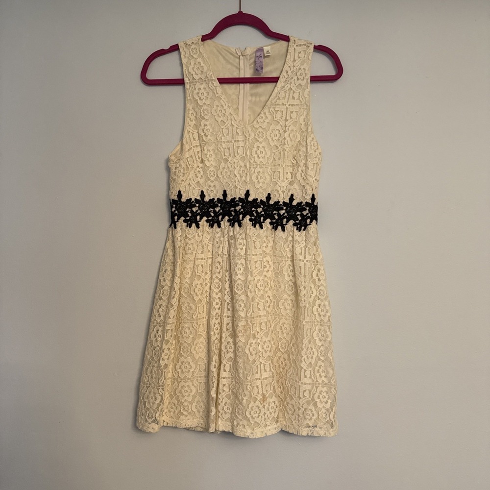 Whimsigoth Lace Cream Knee‎ Length Dress Size Medium Fairy